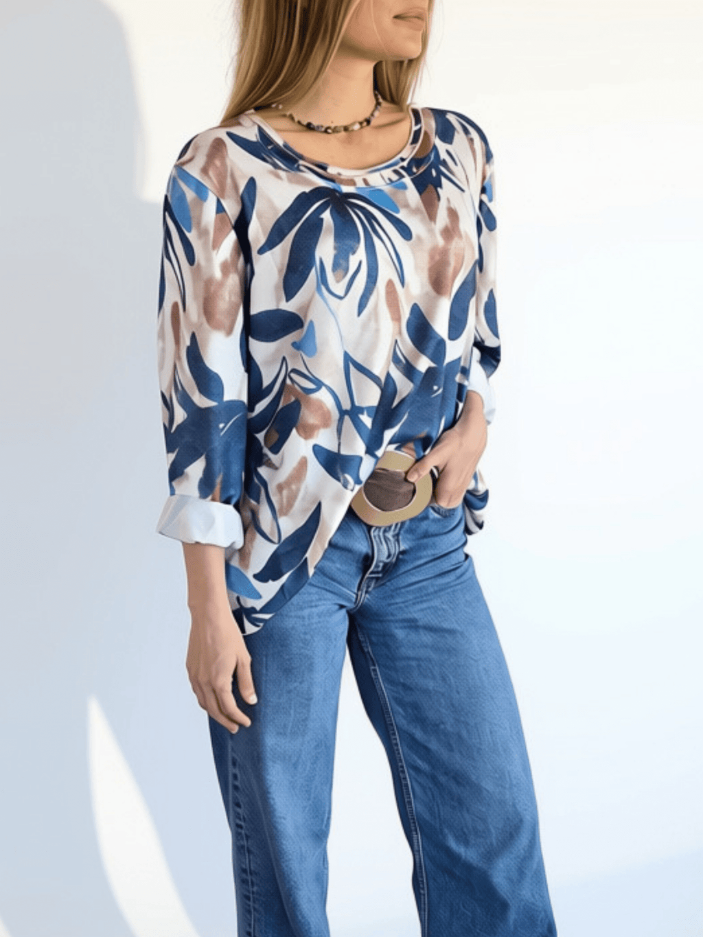 Sweater estampado delgado, fondo Blanco con Azul