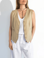Blusa Gillette con brillo, color camel