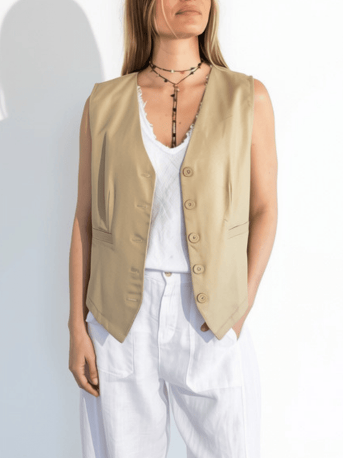 Blusa Gillette con brillo, color camel