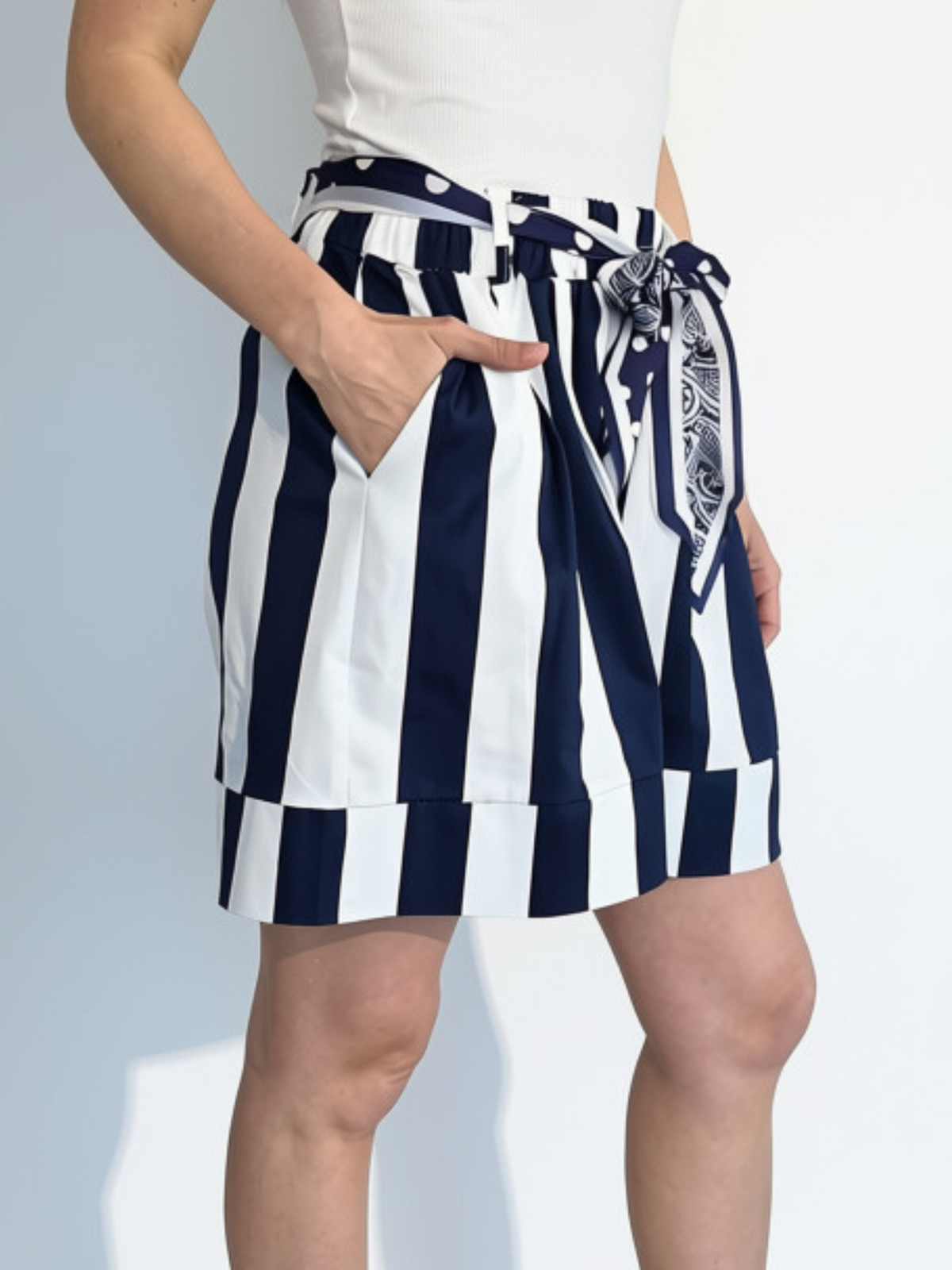 Short Italiano Rayado, color Azul Con Blanco