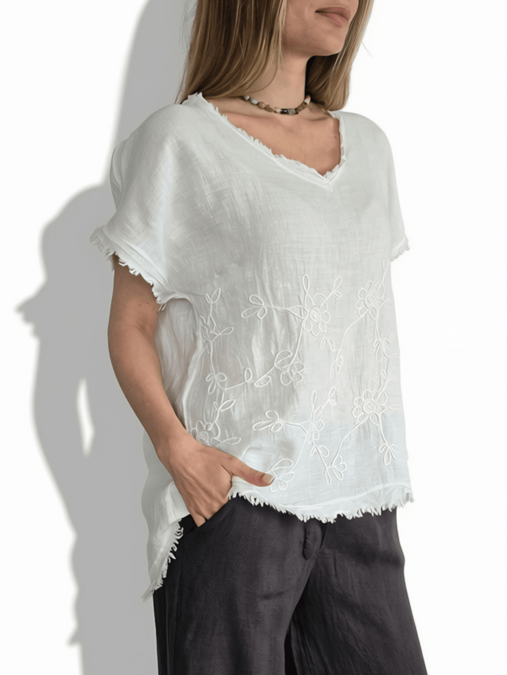 Blusa Italiana 100% Lino Bordada, color Blanco