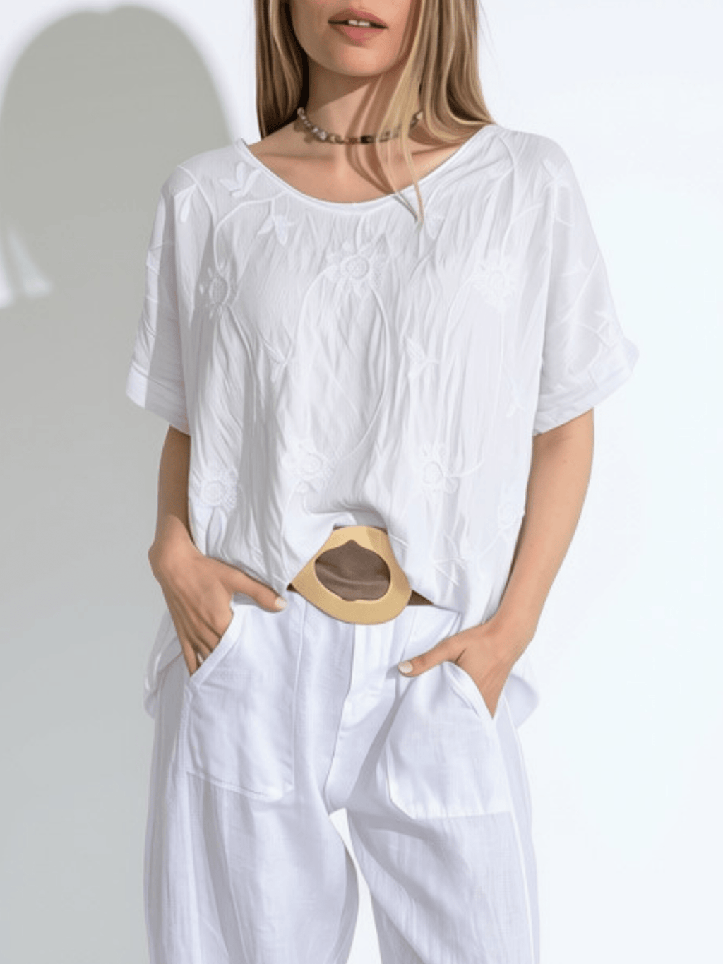 Blusa Italiana Bordada escote en V, color Blanco