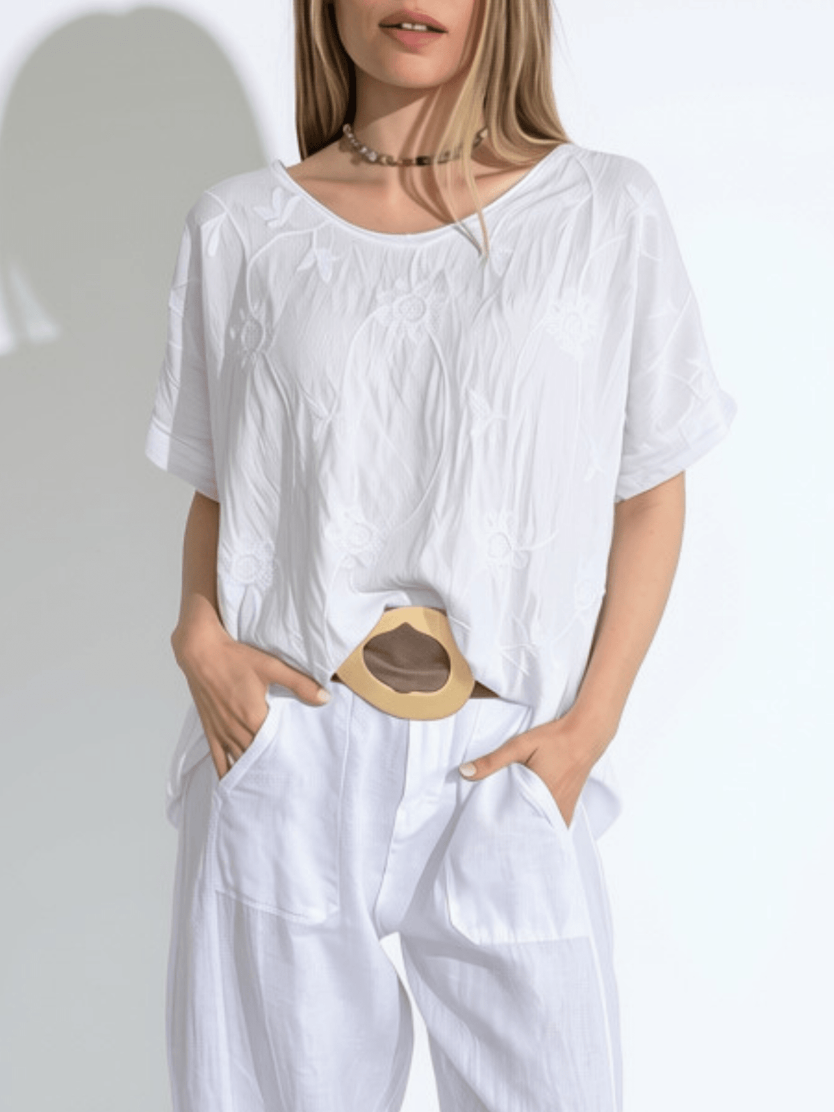 Blusa Italiana Bordada escote en V, color Blanco