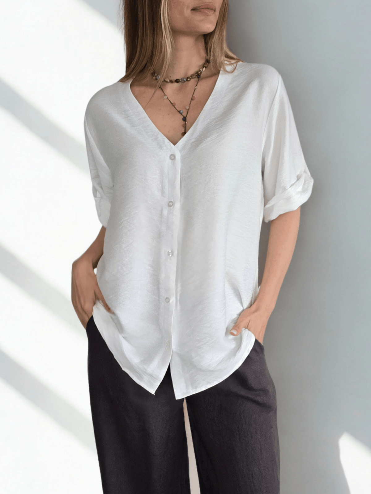 Blusa Escote en V, color Blanco