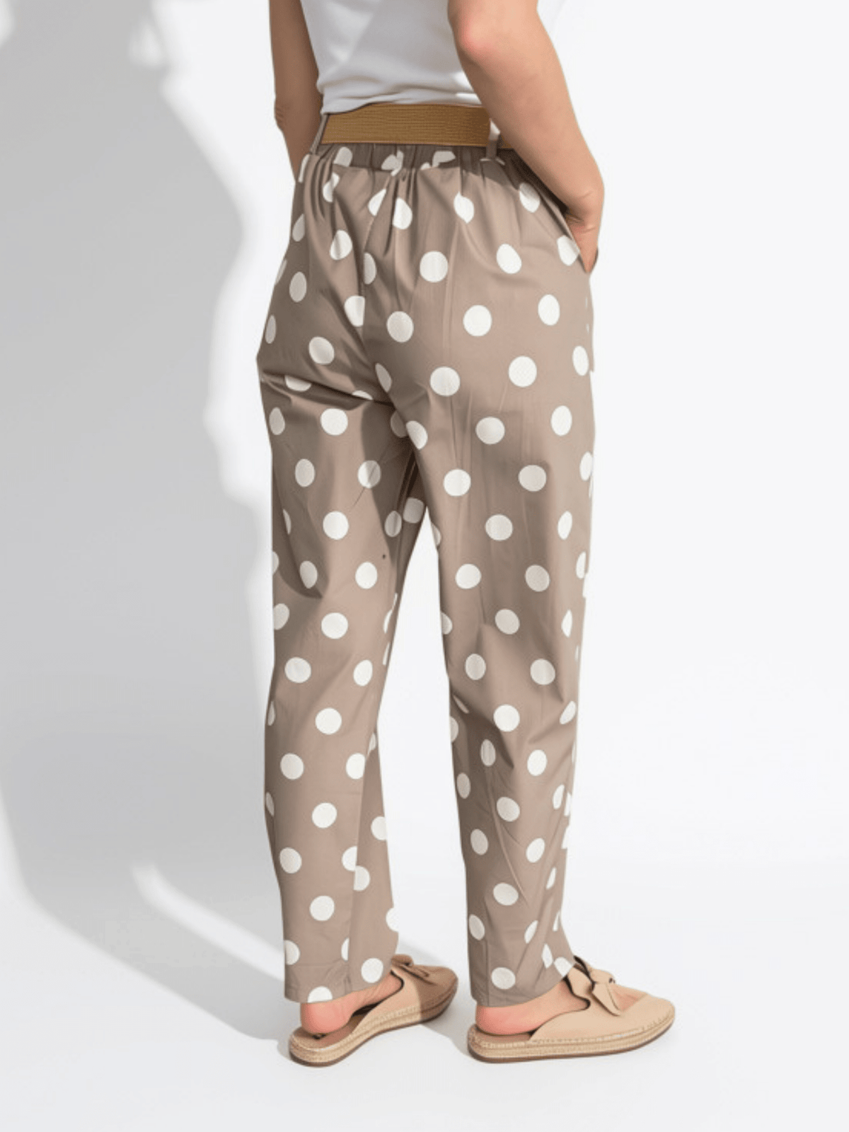 Pantalón Italiano Lunares, fondo Beige con Blanco