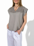 Blusa Italiana 100% Lino escote Bordado, color Taupe