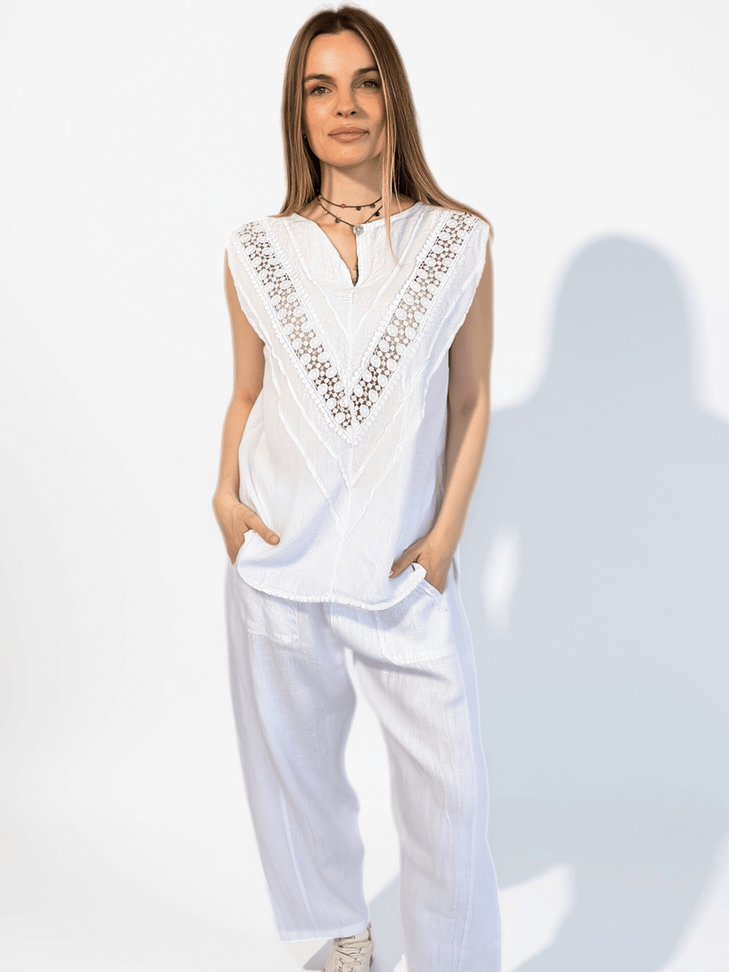 Blusa Italiana 100% Lino Espalda Bordada, color Blanco
