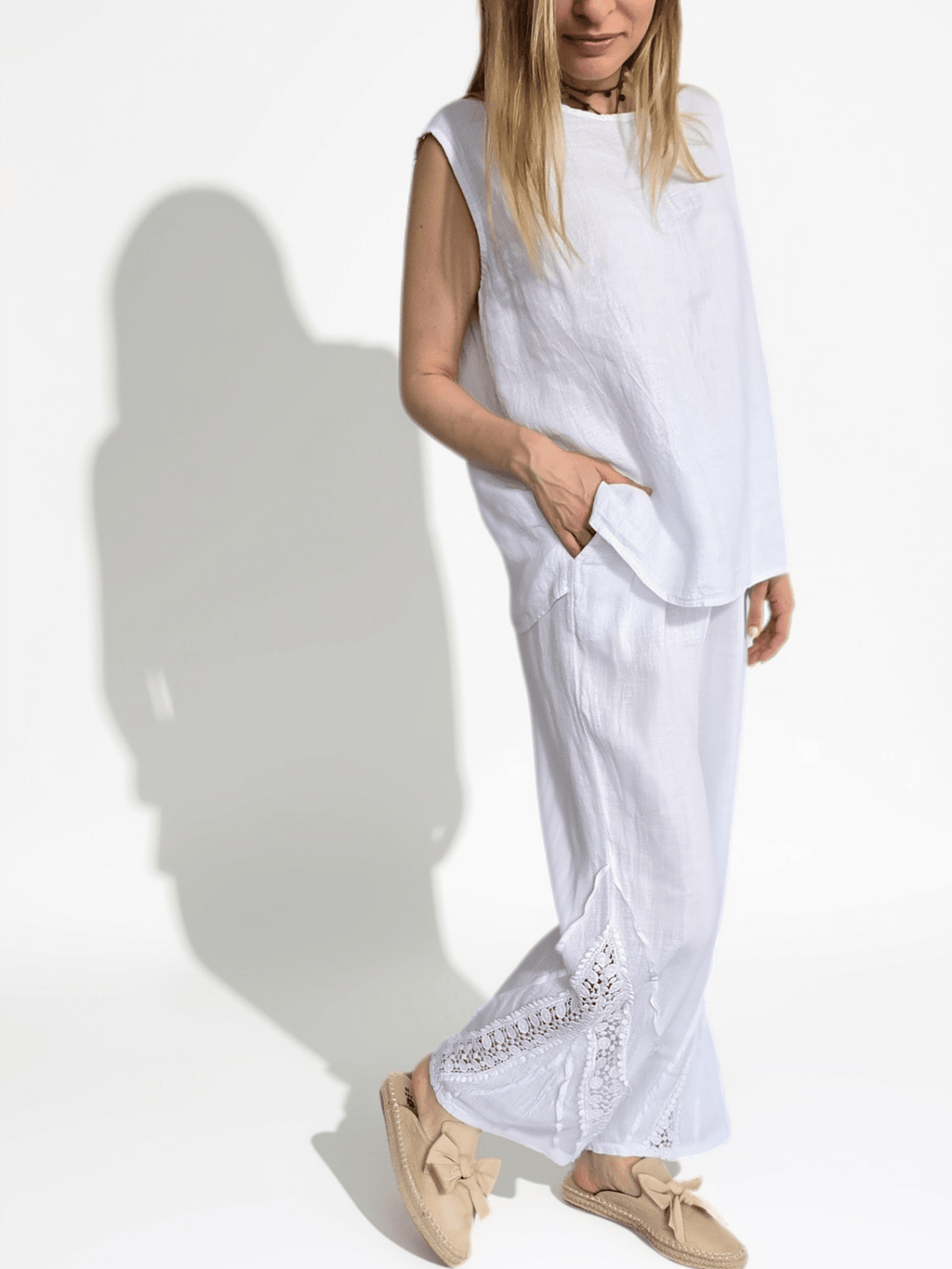 Pantalón Italiano 100% Lino, con Bordado, color Blanco