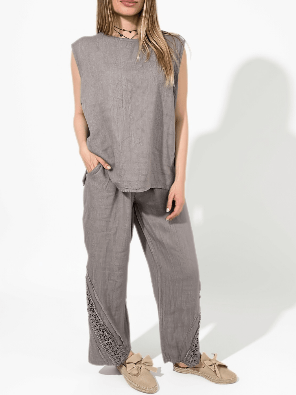 Blusa Italiana 100%Lino Espalda Bordada, color Taupe