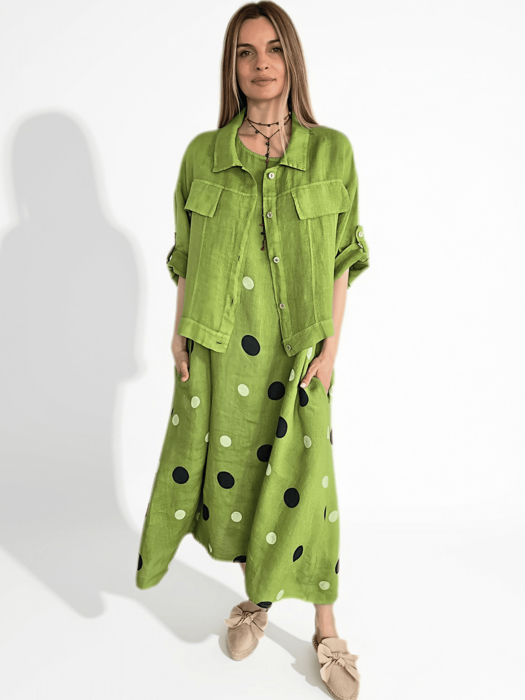 Vestido Italiano 100% Lino Lunares, fondo Pistacho