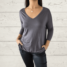Cargar imagen en el visor de la galería, Polera Modal, color Gris
