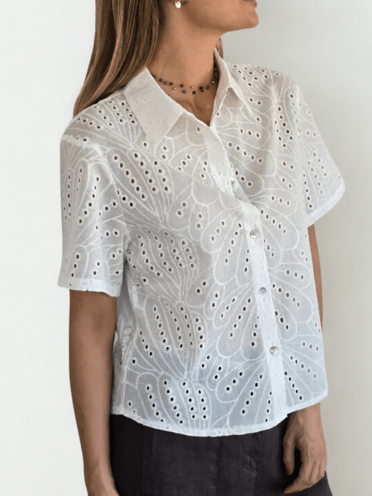 Blusa bordada, color Blanco