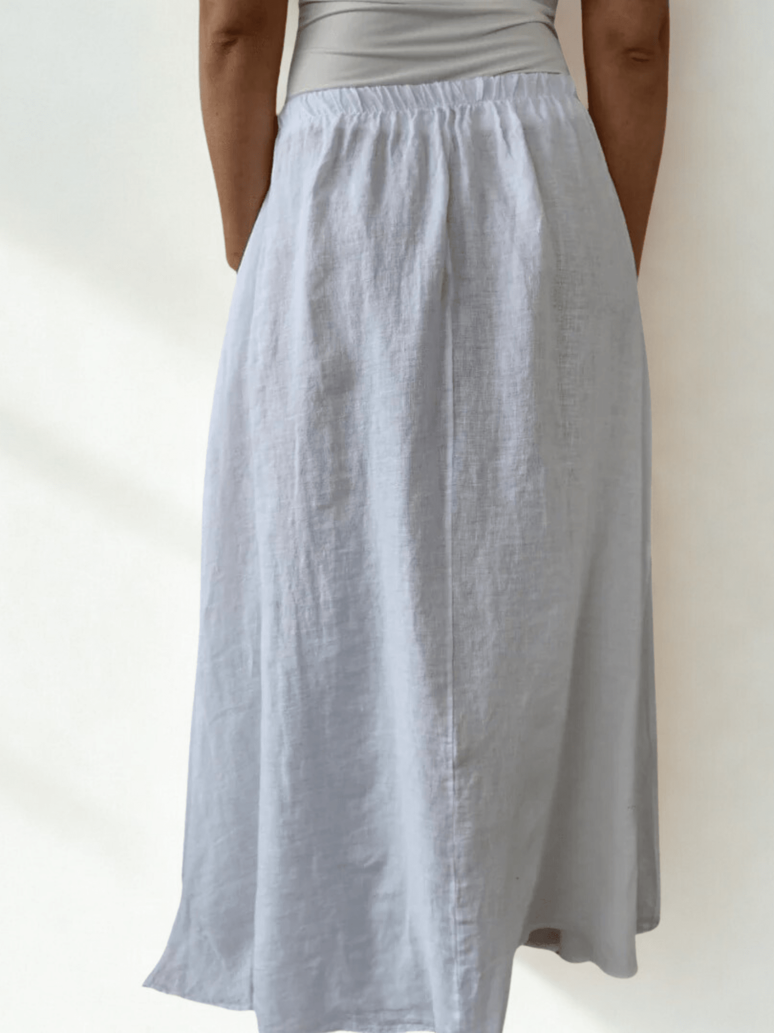Pollera de lino Italiano, color blanco
