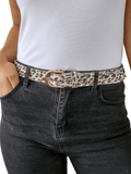 Cinturón Italiano animal print, fondo beige claro