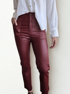 Pantalón Eco cuero, color Burdeo
