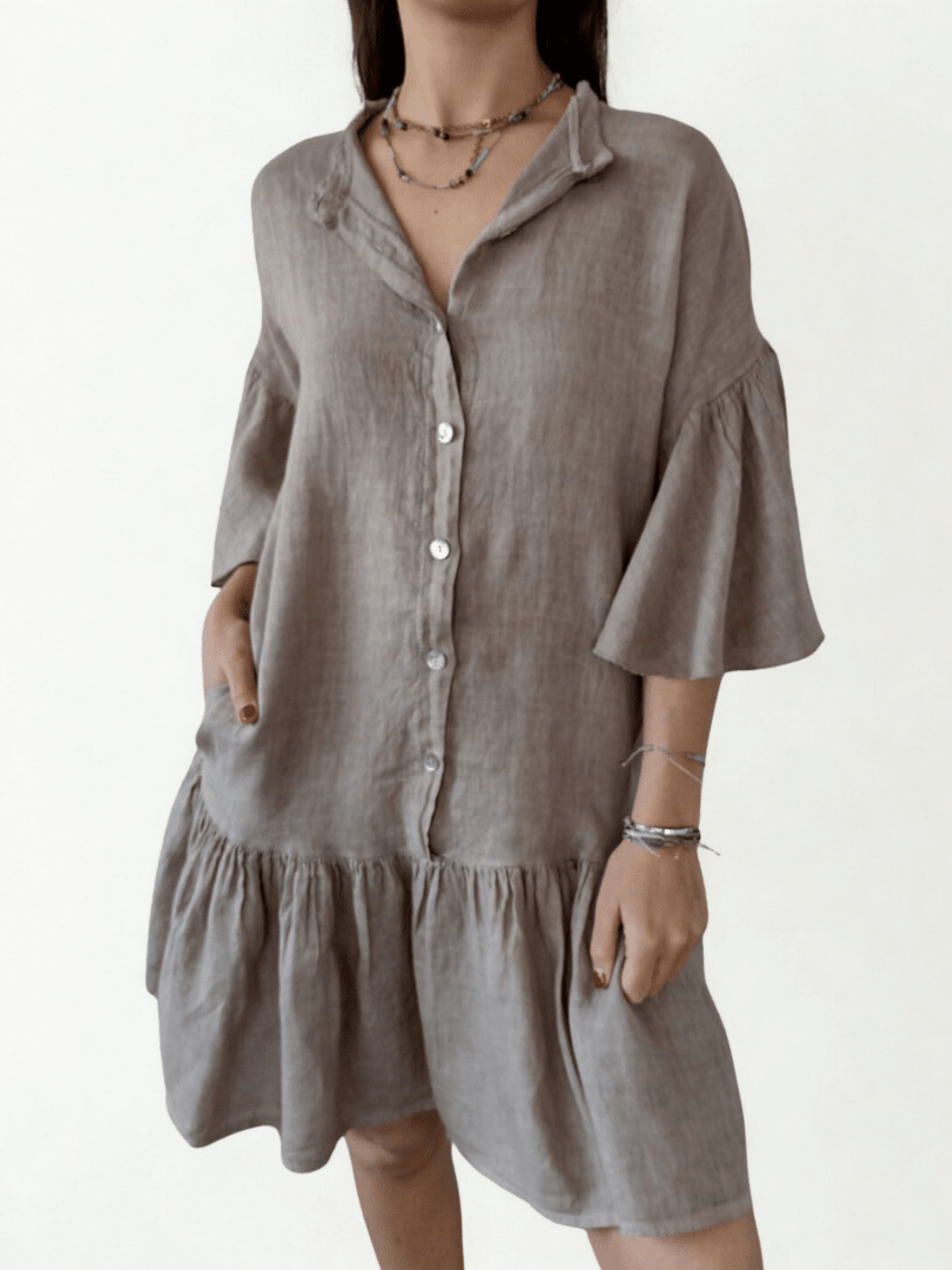 Vestido de lino Italiano con vuelos, color taupe