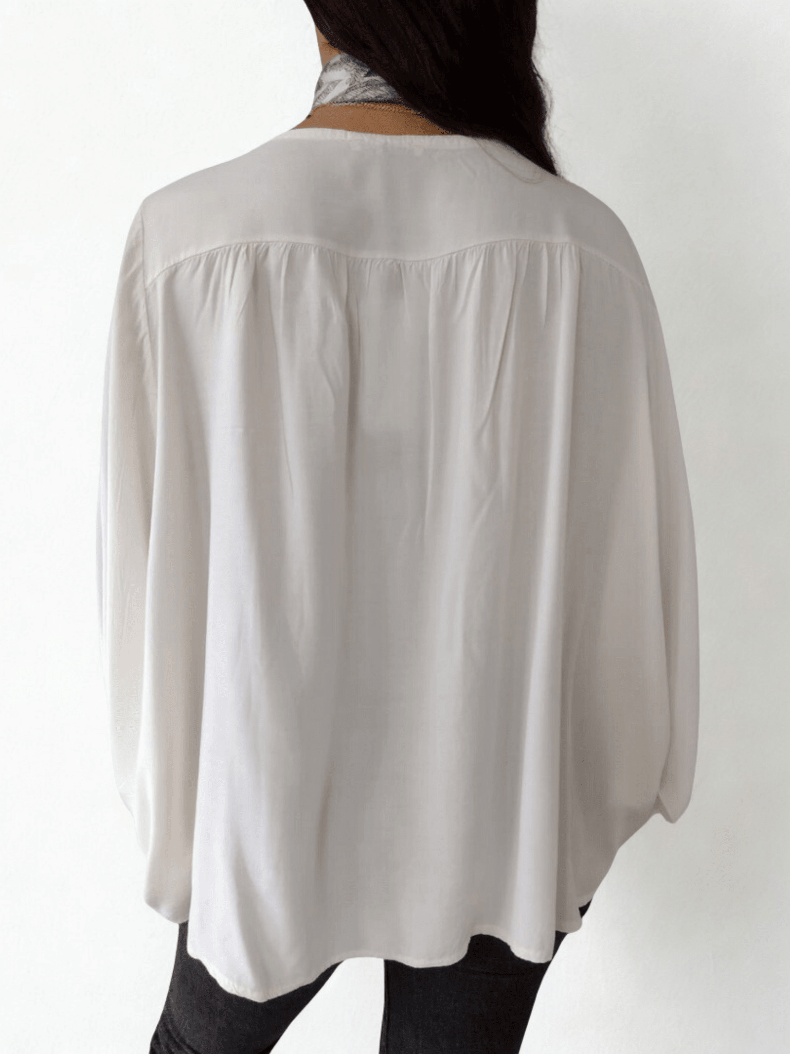 Blusa Italiana ancha, color blanco