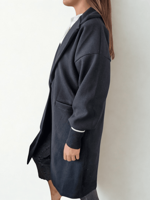 Abrigo Italiano con puño tejido, color negro