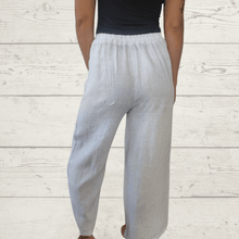 Cargar imagen en el visor de la galería, Pantalon de Lino Italiano con lazo en la cintura, color blanco

