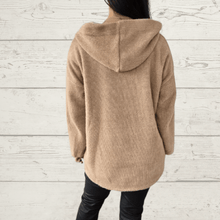 Cargar imagen en el visor de la galería, Chaqueta Italiana tejida, color Camel
