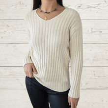 Cargar imagen en el visor de la galería, Sweater Canutón, color Blanco Invierno
