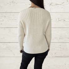Cargar imagen en el visor de la galería, Sweater Canutón, color Blanco Invierno
