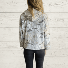 Cargar imagen en el visor de la galería, Chaqueta Italiana estampada, fondo Gris
