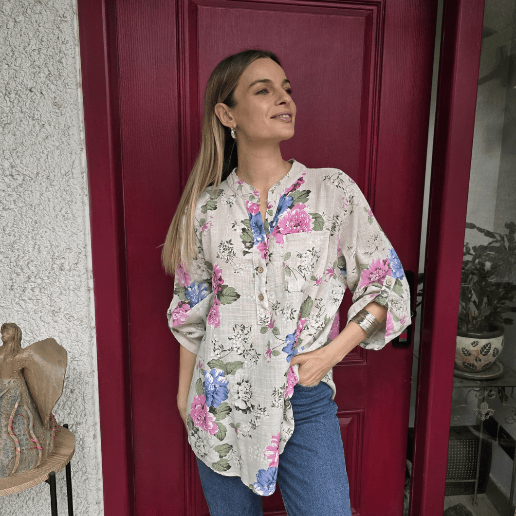 Blusa Italiana estampada flores, fondo Beige