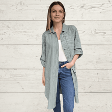Cargar imagen en el visor de la galería, Blusa/ Vestido Italiano Rayado, color Verde con beige

