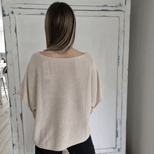 Cargar imagen en el visor de la galería, Sweater Italiano manga 3/4, color Beige
