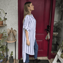 Cargar imagen en el visor de la galería, Vestido 100% Lino Italiano rayado, color Blanco con Azul
