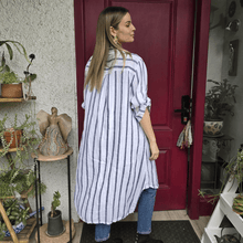 Cargar imagen en el visor de la galería, Vestido 100% Lino Italiano rayado, color Blanco con Azul
