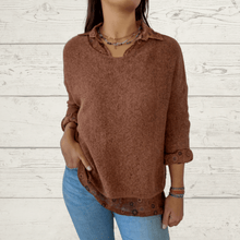 Cargar imagen en el visor de la galería, Sweater Italiano con blusa, color Camel

