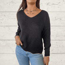 Cargar imagen en el visor de la galería, Sweater Italiano Ancona, color negro
