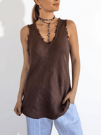 Blusa Italiana sin mangas desflecada, color Chocolate