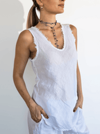 Blusa Italiana sin mangas desflecada, color Blanco
