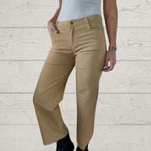 Cargar imagen en el visor de la galería, Pantalón de gabardina, color mostaza
