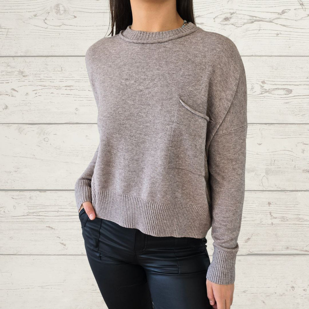 Sweater un bolsillo, color Taupe