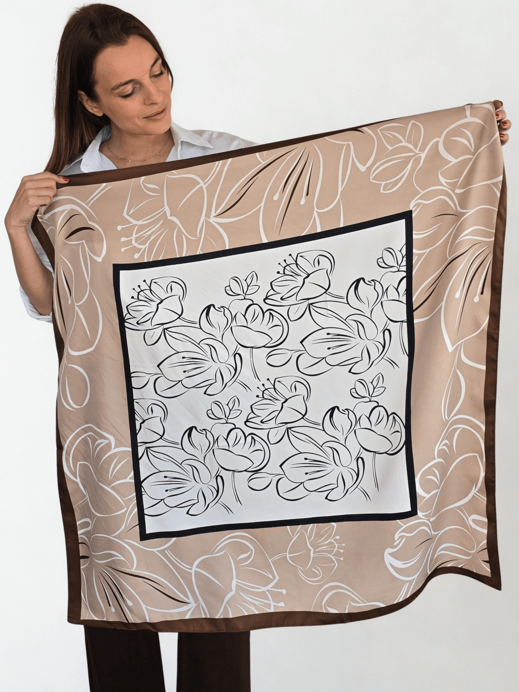 Pañuelo Estampado, Orilla Chocolate