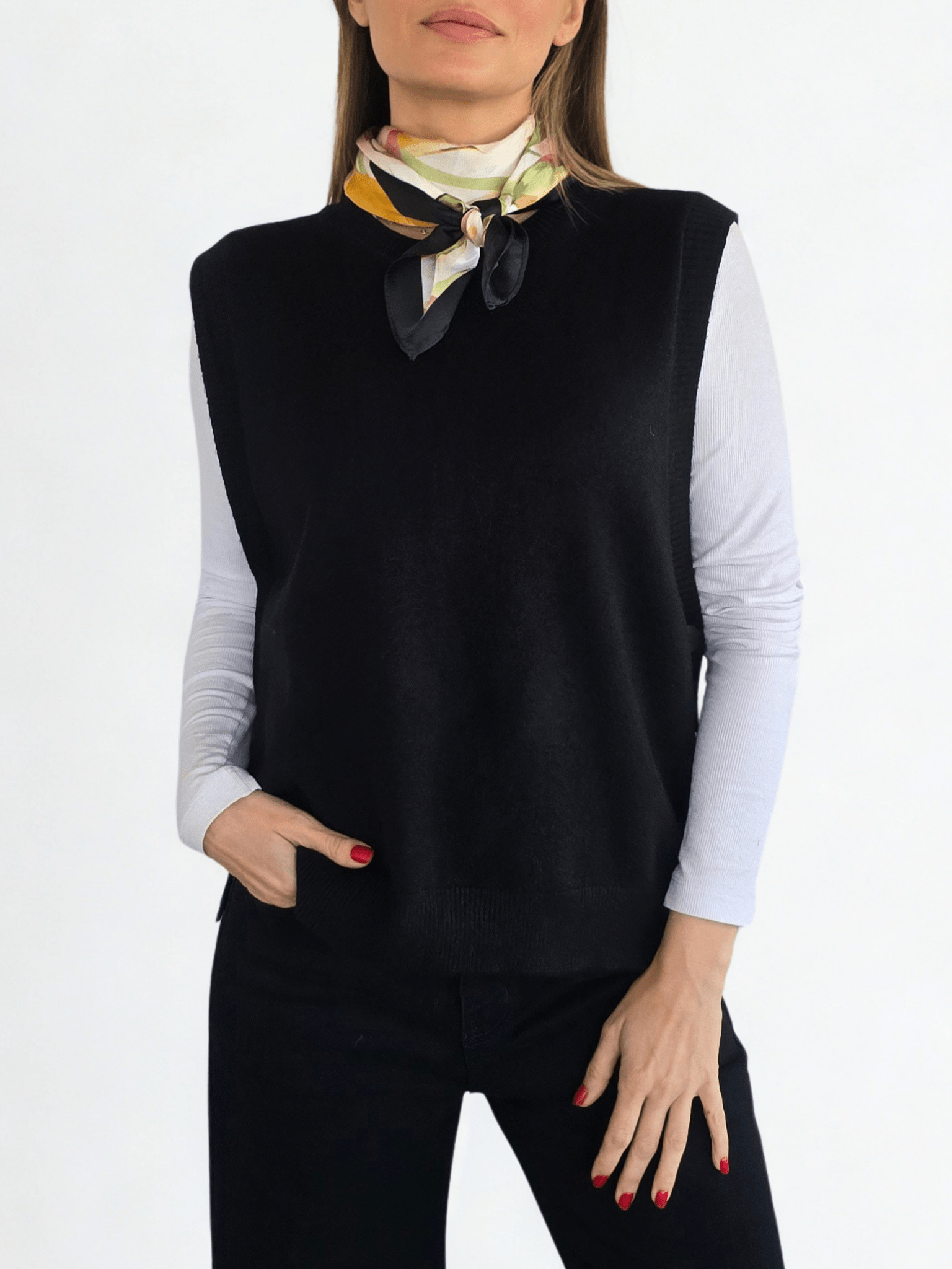 Sweater sin mangas Botones, color Negro