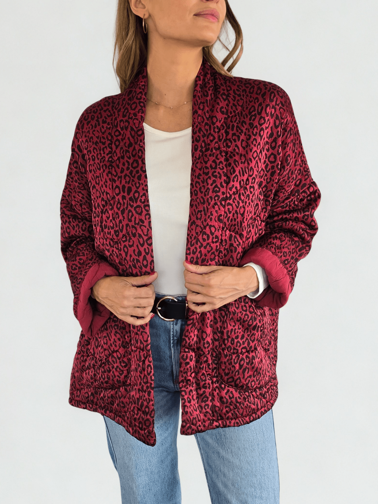 Chaqueta Italiana Animal Print, fondo Rojo Oscuro