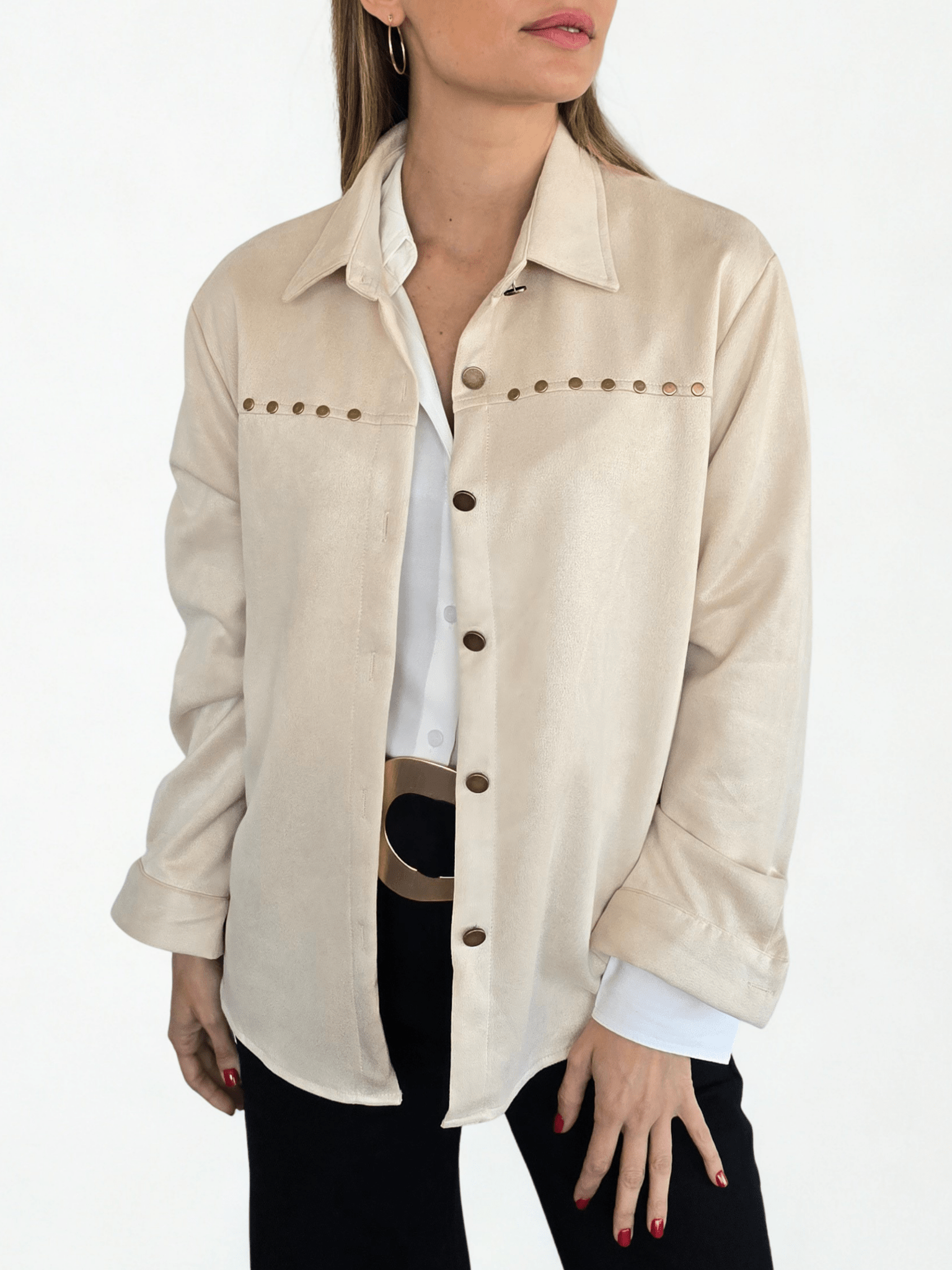 Chaqueta Tachas, color Beige