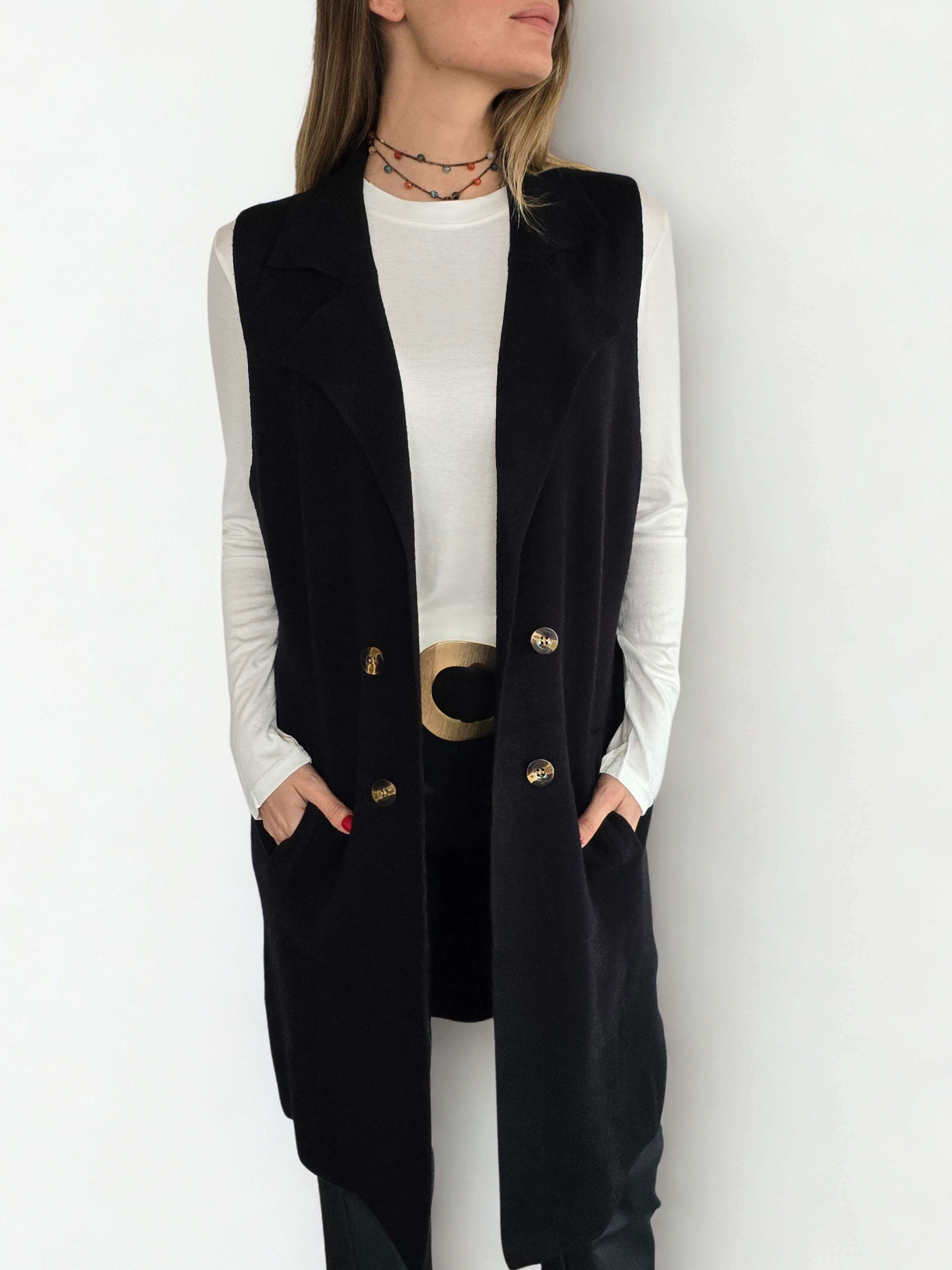 Chaqueta Sin Mangas, color Negro