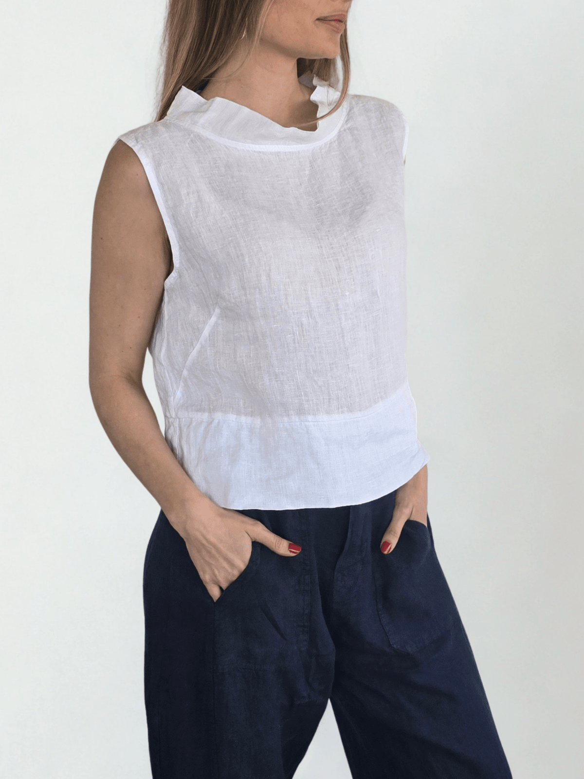 Blusa Italiana 100% Lino, corta, color Blanco