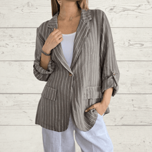Cargar imagen en el visor de la galería, Chaqueta Blazer de Lino Italiano Rayado, fondo Taupe
