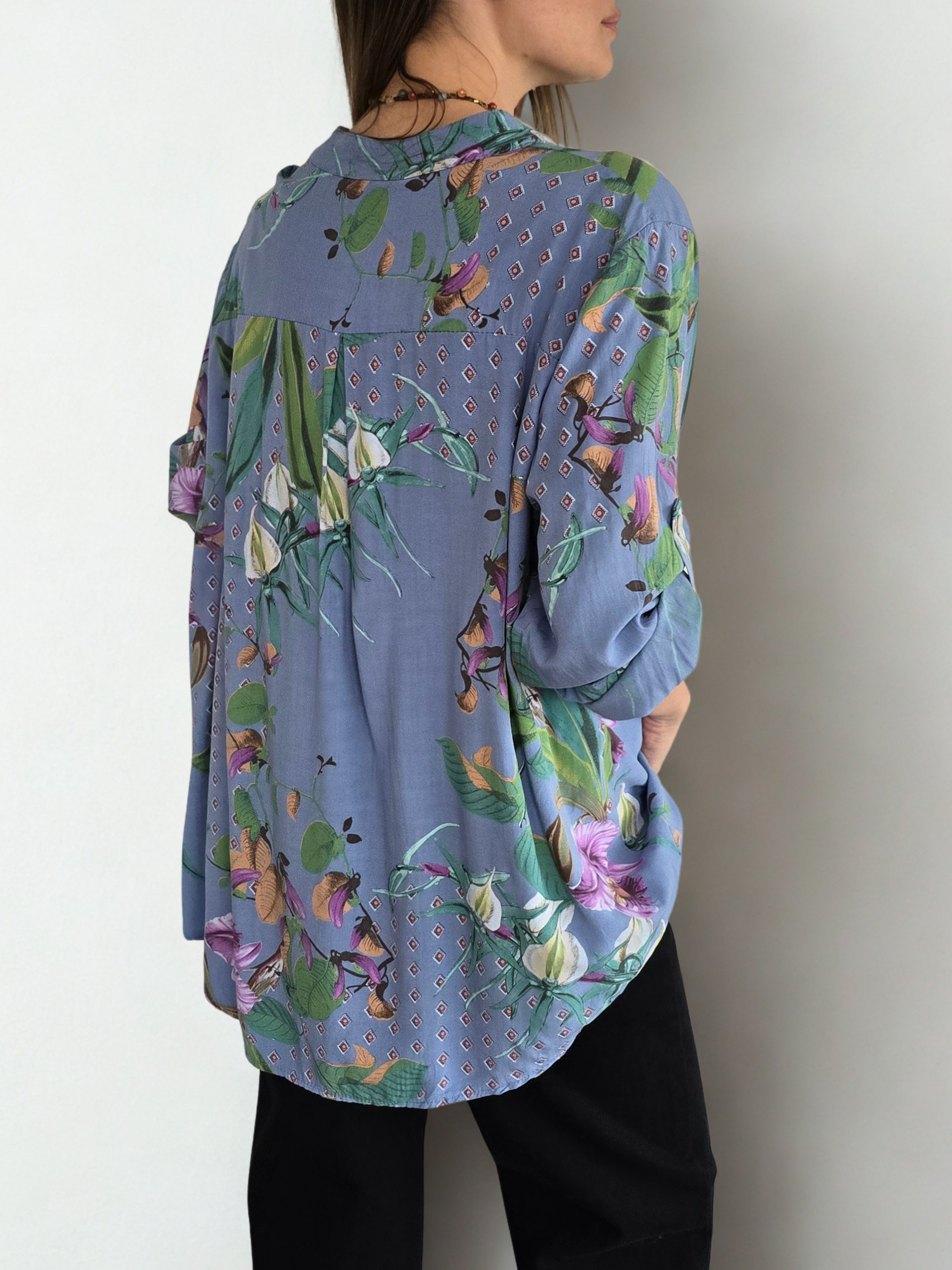 Blusa Italiana Estampada, fondo Jacinto