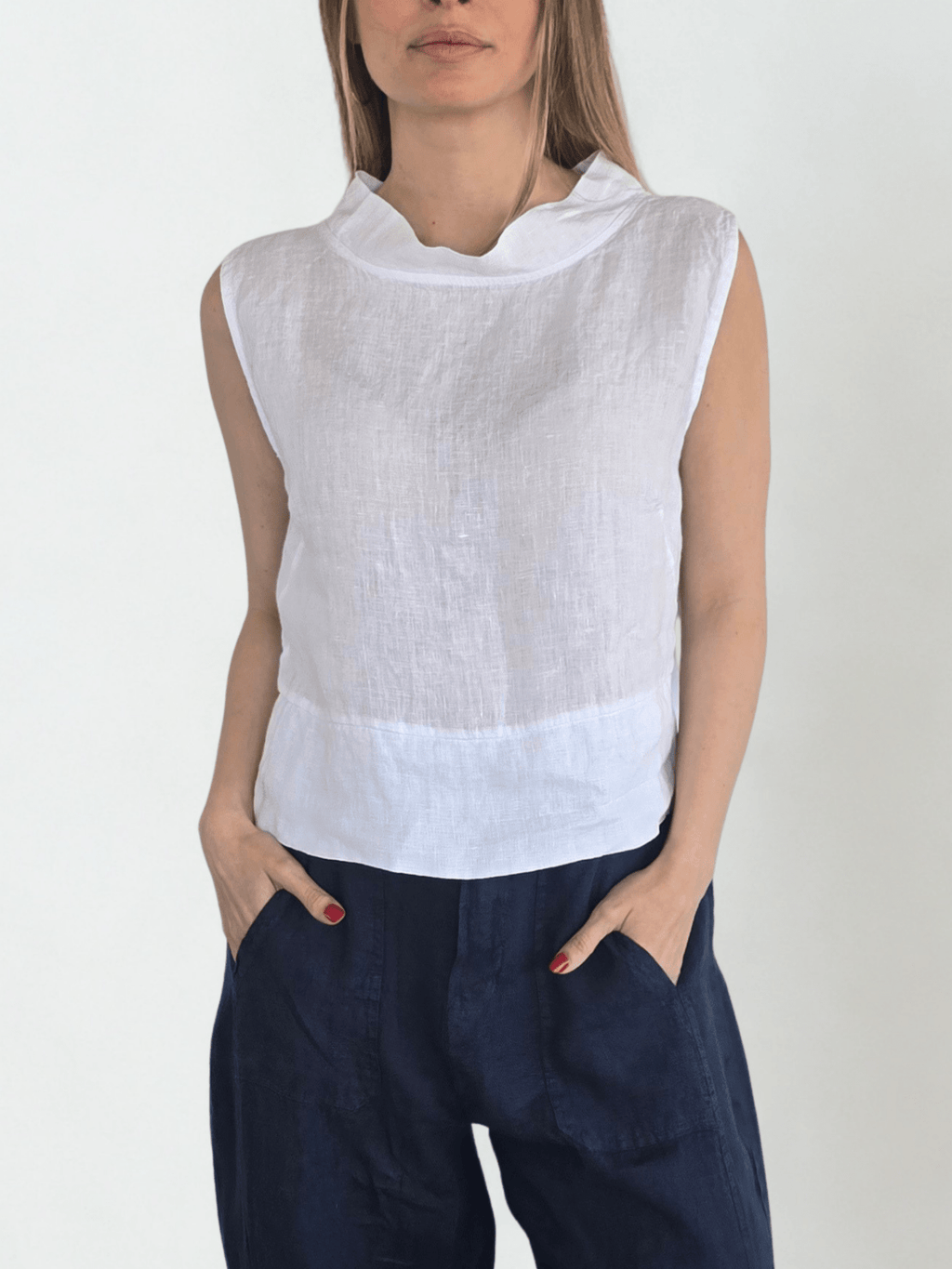 Blusa Italiana 100% Lino, corta, color Blanco