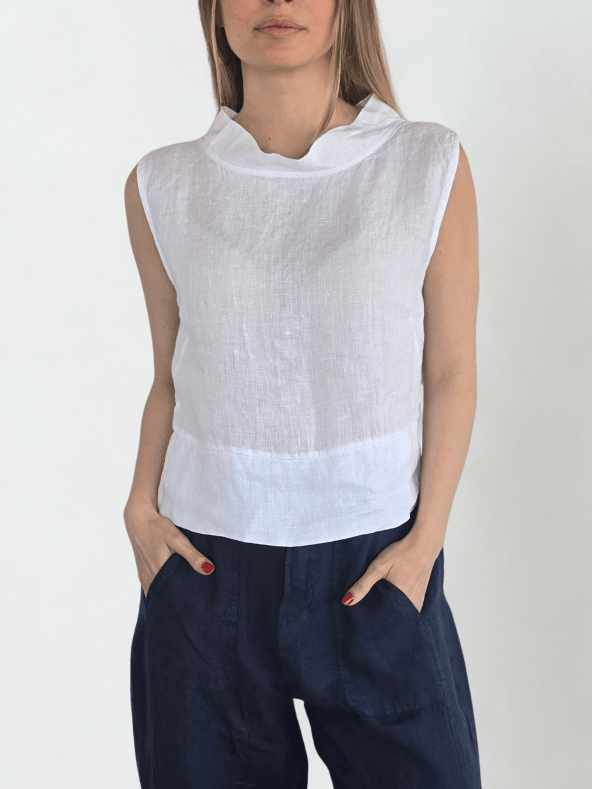 Blusa Italiana 100% Lino, corta, color Blanco