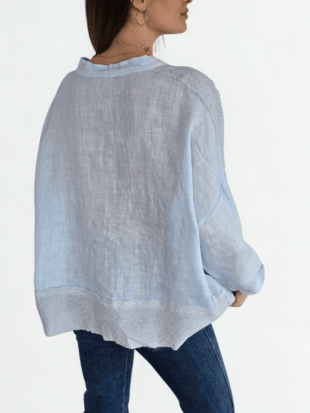 Blusa Italiana 100% lino escote en V, color Celeste