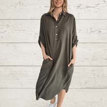 Cargar imagen en el visor de la galería, Vestido con cuello, color Verde
